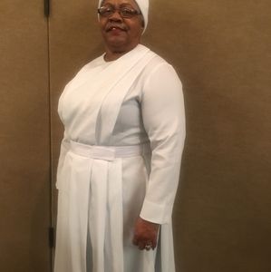 Meet your Posher, Faye